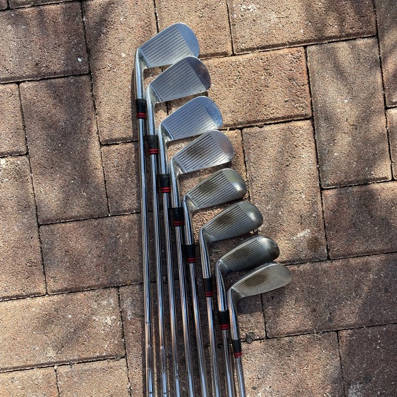 Ben Hogan Apex Plus Iron Set 8 Pc Forged
Steel shafts stiff flex - Picture 15 of 15